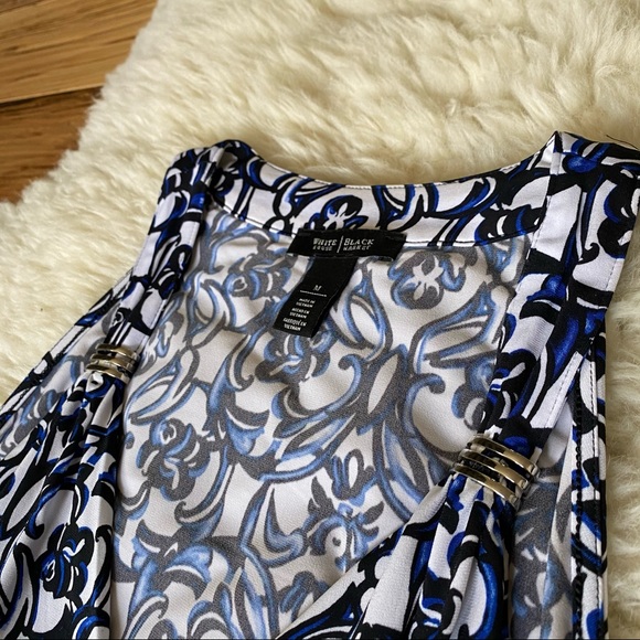 WHBM V-Neck Tank Top Medium Patterned - Picture 4 of 7